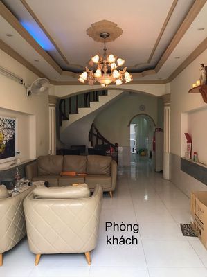 Nhà phố 72 m² · 3 PN · Đường Lâm Văn Bền