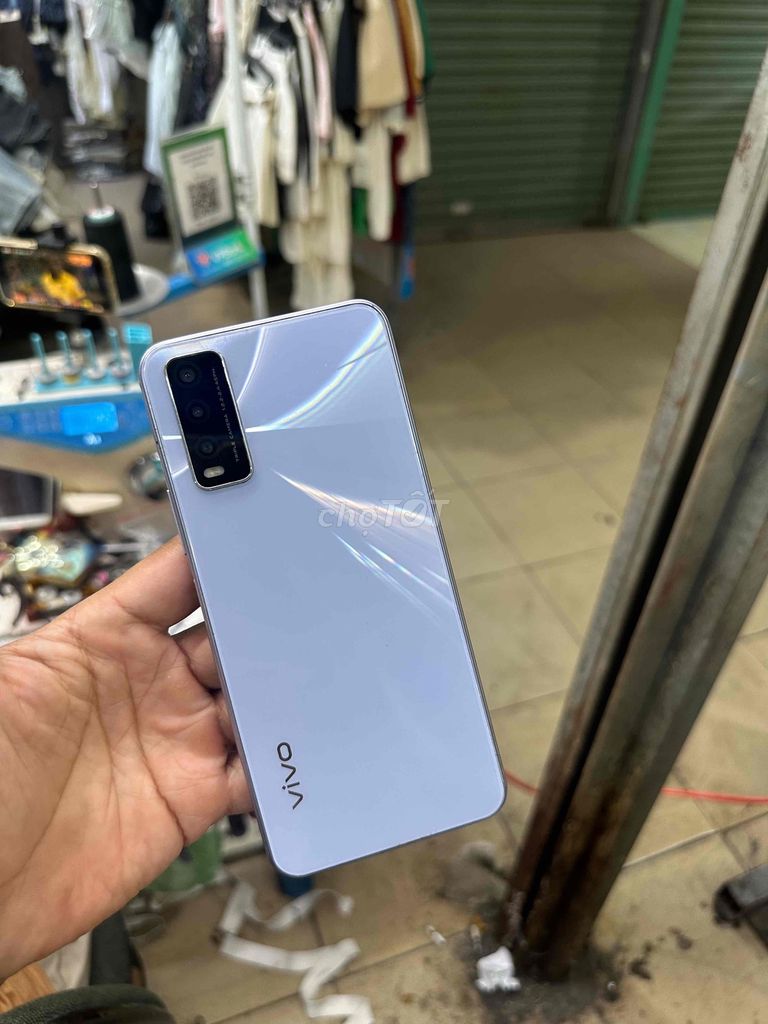 Vivo V2027 64GB Trắng. Mua bán Điện thoại tại Quận Sơn Trà Đà Nẵng được đăng bởi Tú hình 1