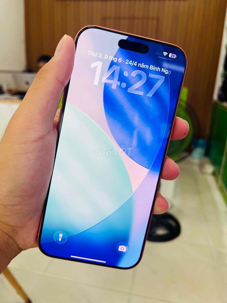 Apple iPhone 17 Pro Max 512GB Cam vũ trụ. Mua bán Điện thoại tại Quận Ngô Quyền Hải Phòng được đăng bởi lê thanh thuỷ hình 1