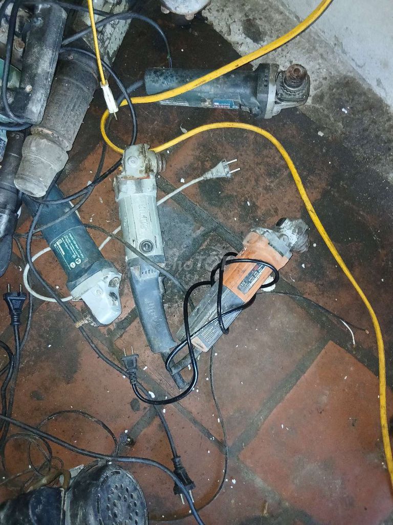 Máy mài Bosch Đen, xám, cam. Mua bán Đồ chuyên dụng, Giống nuôi trồng tại Huyện Phúc Thọ Hà Nội được đăng bởi tuấn anh đoàn hình 1