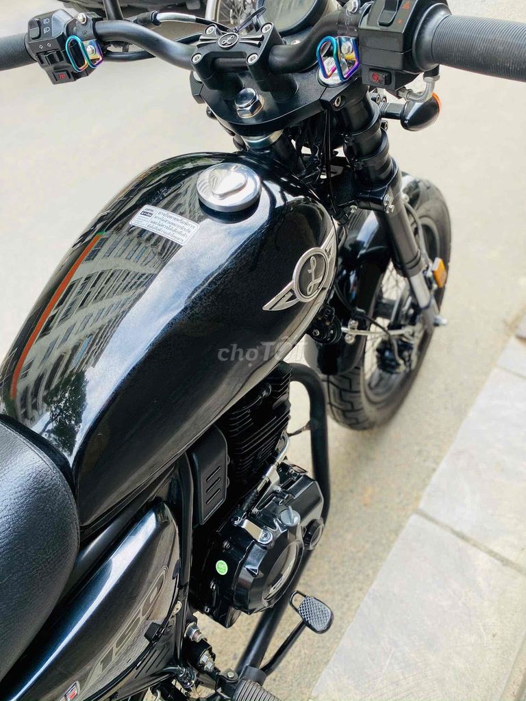 GPX LEGEND 150 FI Xe đời mới lướt đẹp keng moto. Mua bán Xe máy tại Quận Cầu Giấy Hà Nội được đăng bởi Tong motor xe may hình 5