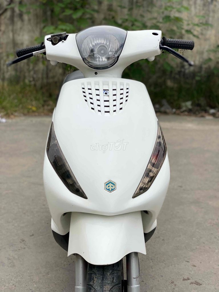PIAGGIO ZIP 2015 trắng chạy êm , chính chủ. Mua bán Xe máy tại Quận Nam Từ Liêm Hà Nội được đăng bởi Minh Minh hình 1