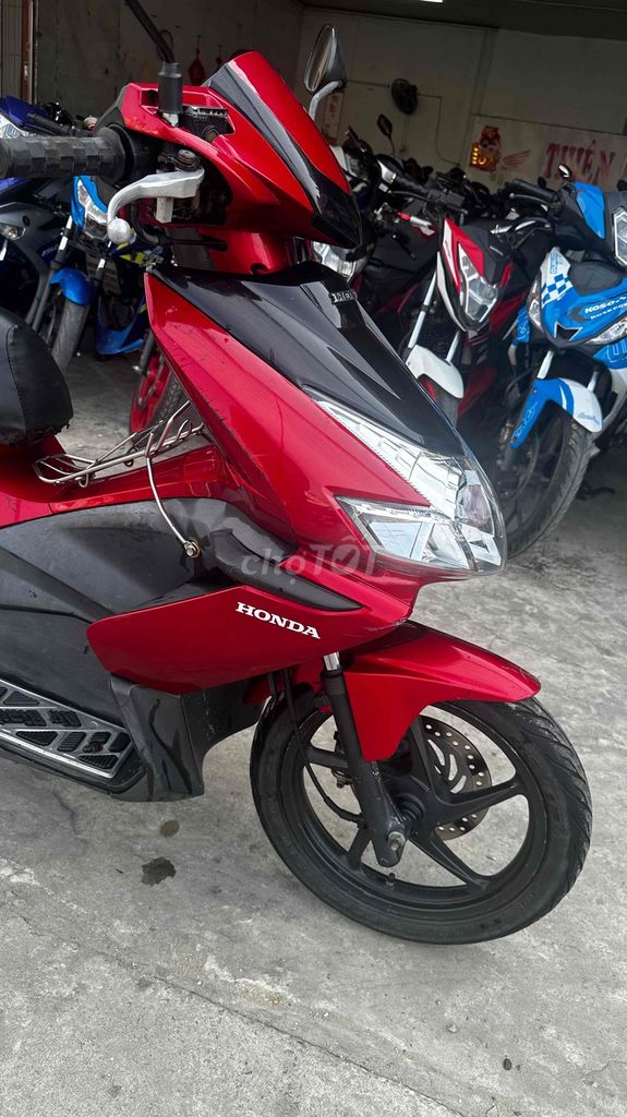 Honda Airblade 2009 Đỏ đen. Mua bán Xe máy tại Huyện Chợ Mới An Giang được đăng bởi Cửa hàng xe Thiên Phước 2 hình 11