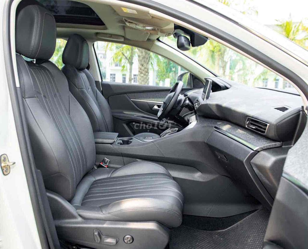 Peugeot 3008 allure 2019. Mua bán Ô tô tại Quận Long Biên Hà Nội được đăng bởi Trang Gala hình 12