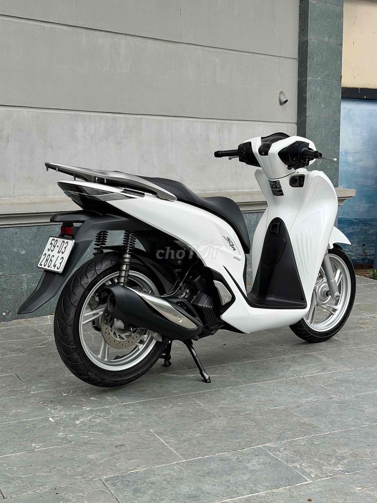Honda SH160 ABS 2023, один хозяин, номера Хошимина, возможна рассрочка