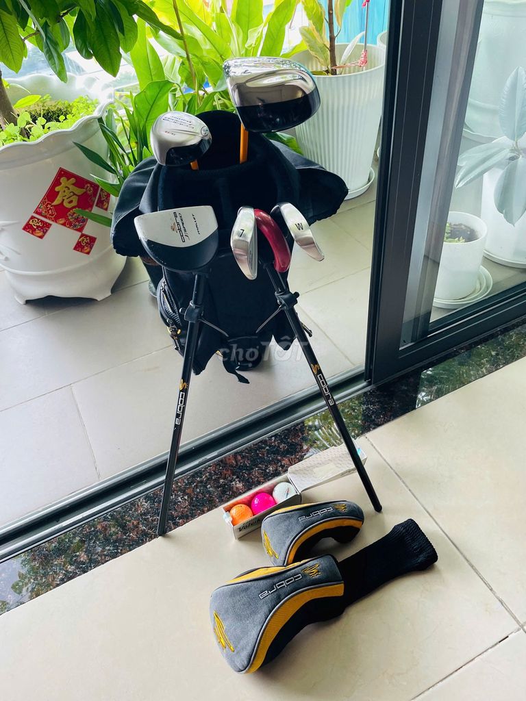 Bộ golf siêu lướt dành cho bé từ 5 - 10 tuổi !