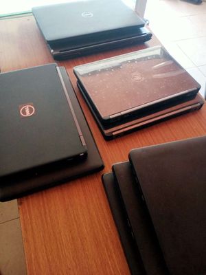 Sale nhiều laptop cấu hình cao win 10