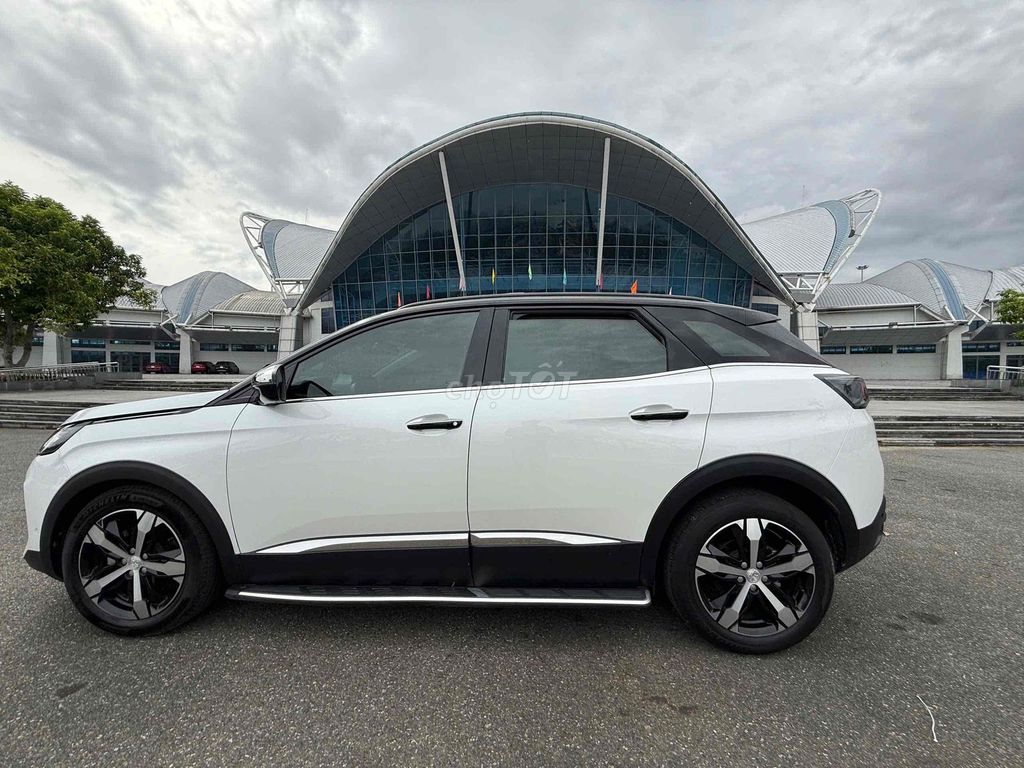 Peugeot 3008 2021 Allure 1.6 AT - 75000 km. Mua bán Ô tô tại Quận Cẩm Lệ Đà Nẵng được đăng bởi Nguyễn Văn Tuấn hình 1