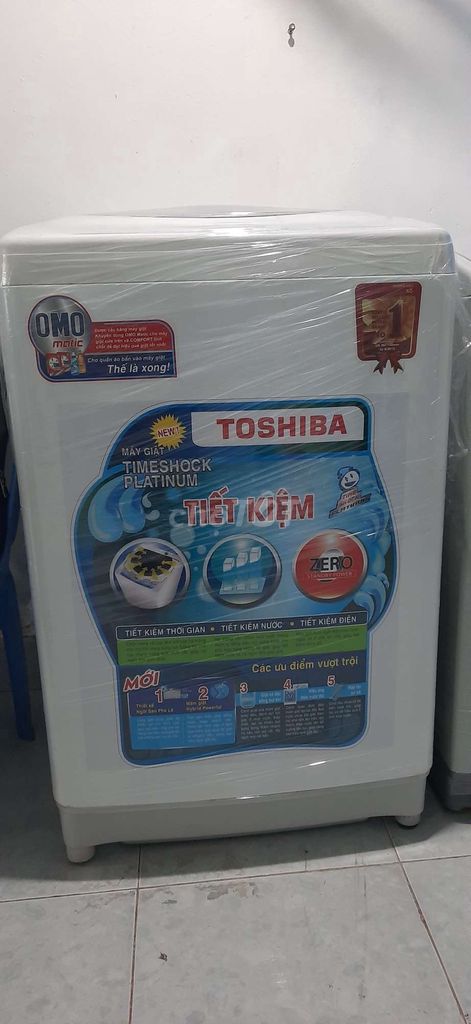 0904284150 - Máy giặt 9 ký Toshiba zin đẹp y hình có bảo hành6T