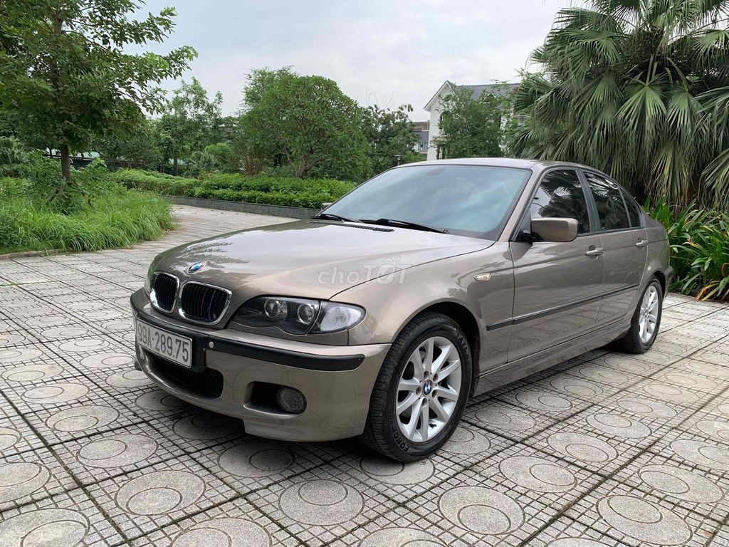 Em cần bán BMW 318 2.0 bản sport máy số đại chất. Mua bán Ô tô tại Quận Hà Đông Hà Nội được đăng bởi Vạn Phúc hình 2