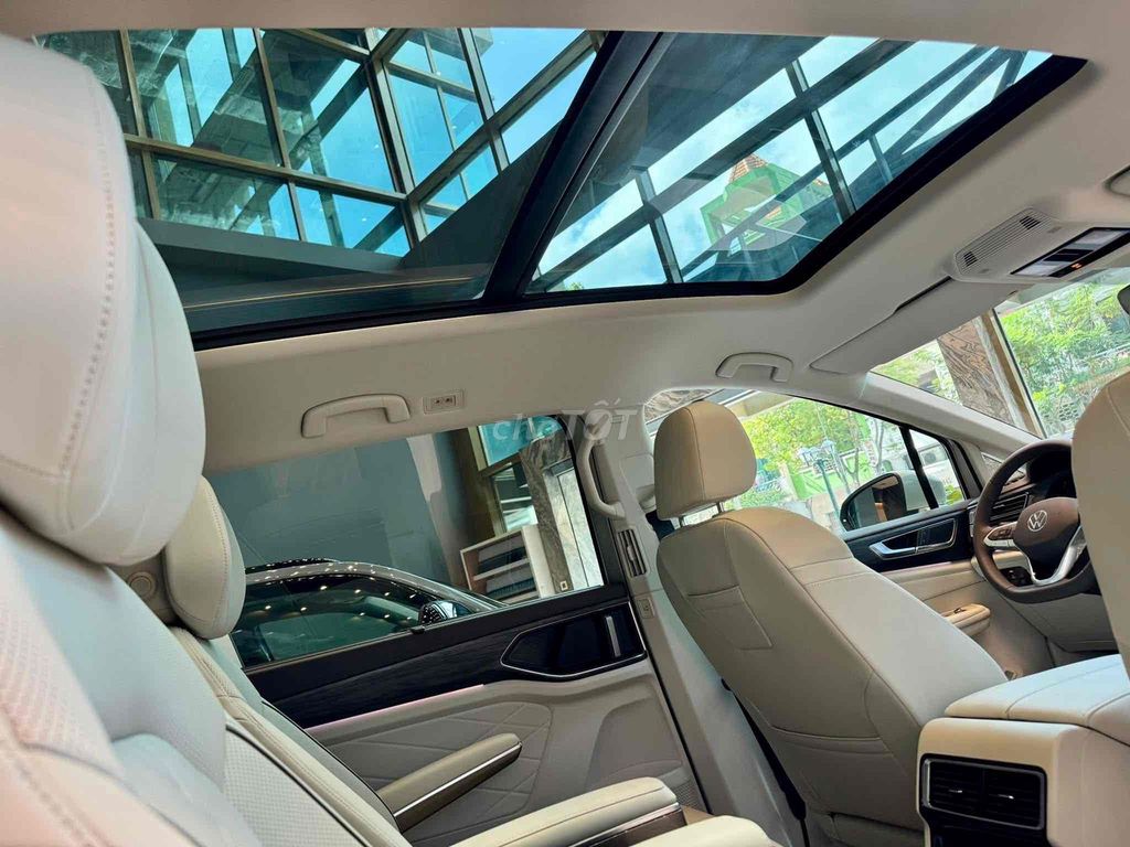 Volkswagen Viloran 2025 Luxury 👉🎁 TẶNG BỆ ĐIỆN. Mua bán Ô tô tại Quận 5 Tp Hồ Chí Minh được đăng bởi VOLKSWAGEN GOLDEN  hình 9