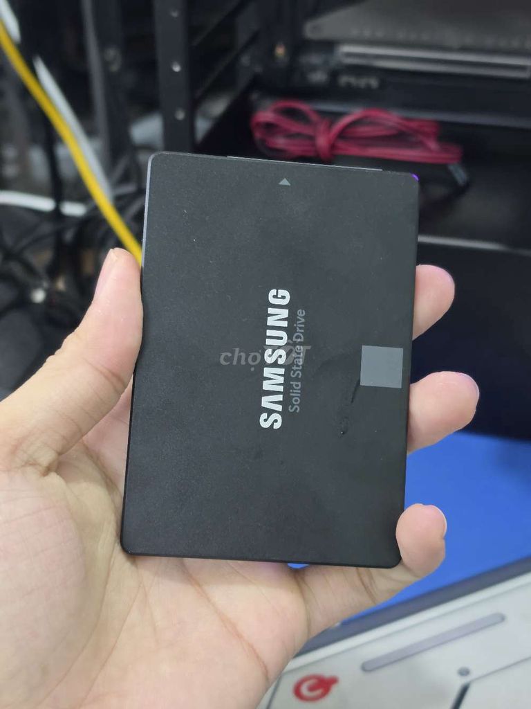 Ổ cứng SSD Samsung EVO 860 250GB Đã sử dụng. Mua bán Linh kiện (RAM, Card...) tại Quận Tân Bình Tp Hồ Chí Minh được đăng bởi Phan Thịnh hình 1