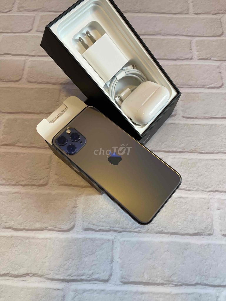 iPhone 11 Pro 256G Pin 93% Bản QTế Zin Bao Xài. Mua bán Điện thoại tại Quận Tân Bình Tp Hồ Chí Minh được đăng bởi Phát Vận Phát Tài hình 1