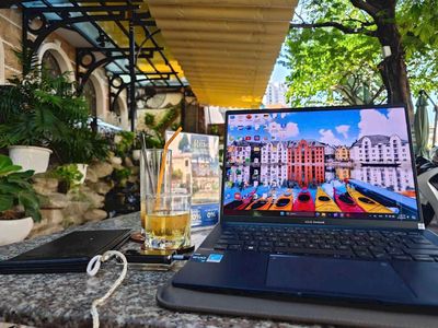 Asus zenbook 14 Oled. Mua bán Laptop tại Huyện Nhơn Trạch Đồng Nai được đăng bởi Dinh Duong