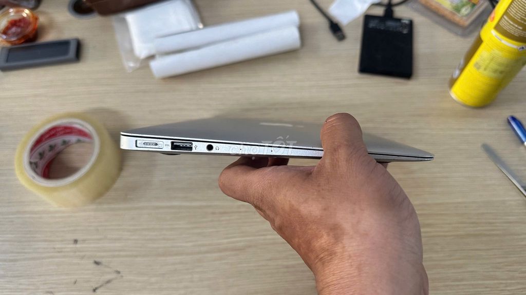 Apple MacBook Air Intel Core i5 Bạc. Mua bán Laptop tại Quận Hải Châu Đà Nẵng được đăng bởi Nguyễn Hữu Tùng  hình 1