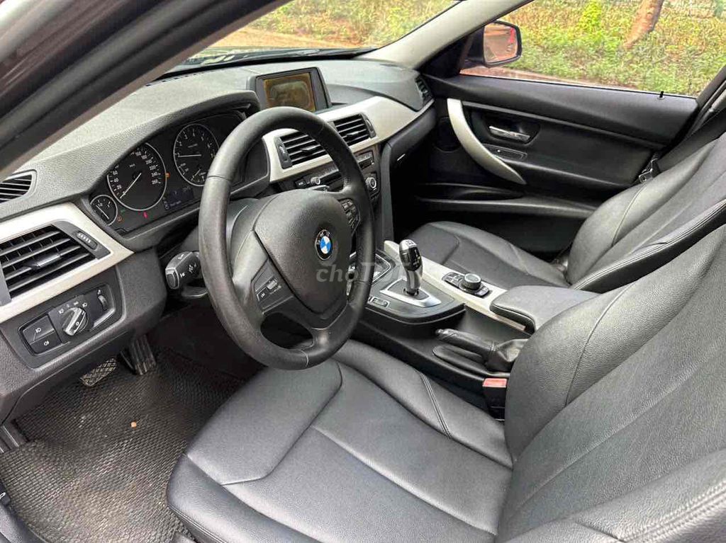 BMW 320i 2014 Nâu/Đen 69000km. Mua bán Ô tô tại Quận 7 Tp Hồ Chí Minh được đăng bởi auto thanh tâm  hình 6