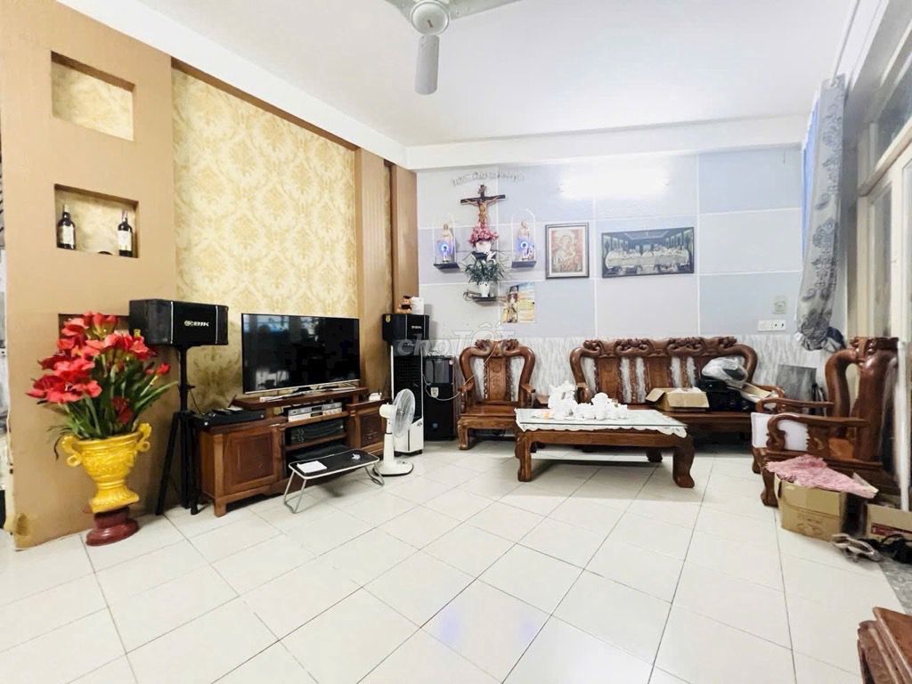 MẶT TIỀN -VỪA Ở VỪA KINH DOANH-KHU VIP CELEDON CITY -111m -NGANG 6.5M