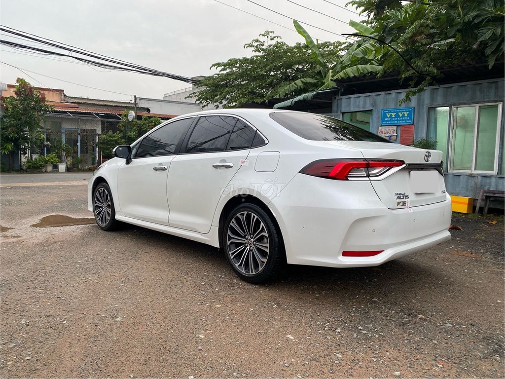 Toyota Altis 2022 1.8V 14.000km Trắng. Mua bán Ô tô tại Thành phố Thủ Đức Tp Hồ Chí Minh được đăng bởi Thành Thuỷ hình 4