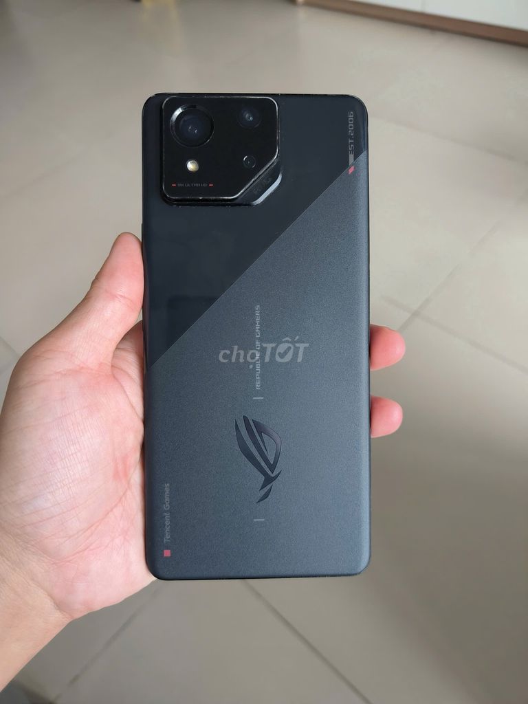 Asus ROG Phone 8 - Snapdragon 8 Gen 3, 165Hz. Mua bán Điện thoại tại Quận Tân Phú Tp Hồ Chí Minh được đăng bởi Unbox Shop hình 1