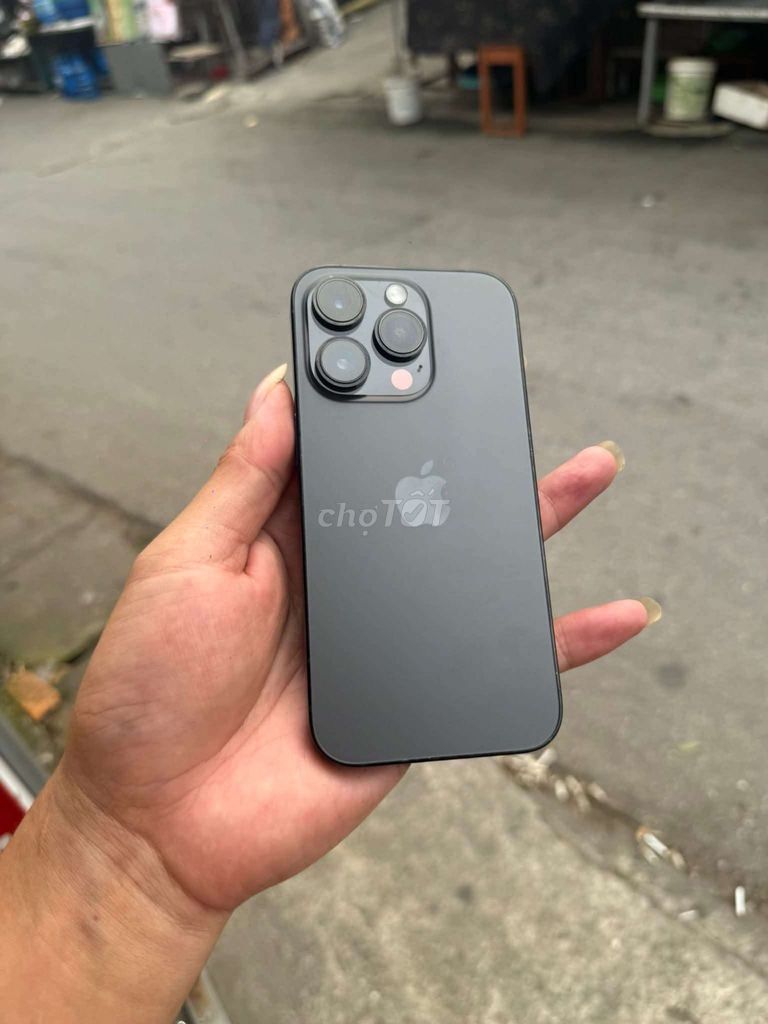 iPhone 14 Pro 128GB Đen Quốc tế. Mua bán Điện thoại tại Thành phố Vĩnh Yên Vĩnh Phúc được đăng bởi Thành Nam smartphone  hình 1