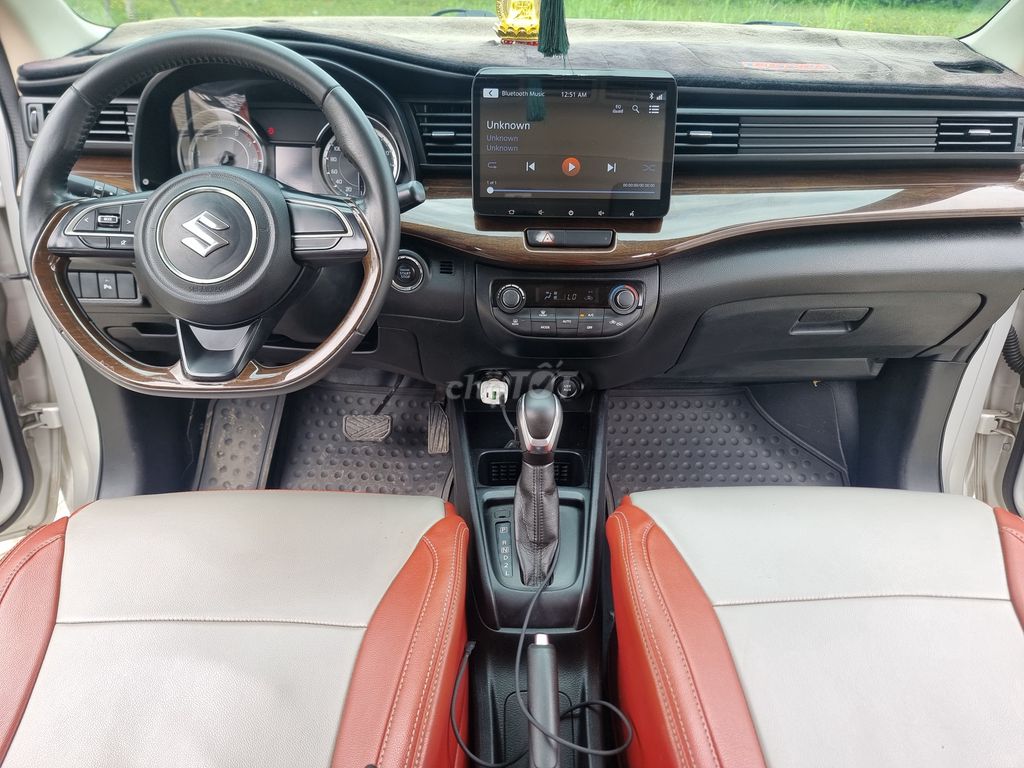 Cần bán xe gia đình ko dịch vụ. Mua bán Ô tô tại Quận Bình Tân Tp Hồ Chí Minh được đăng bởi Dự Nguyễn hình 8