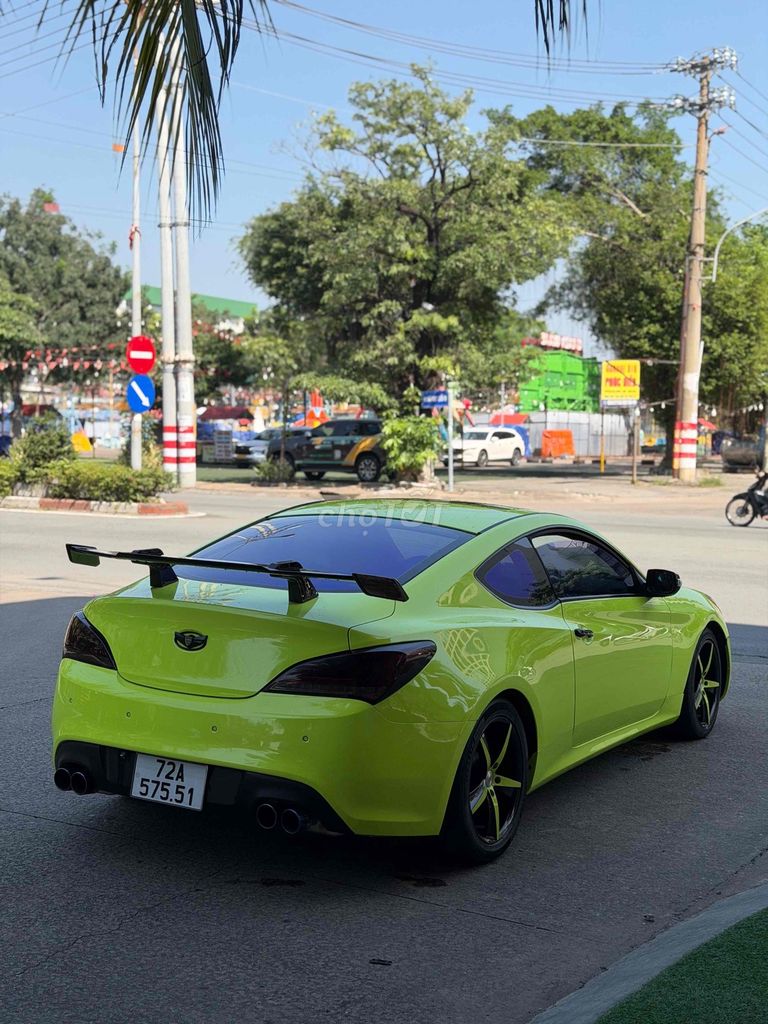 Hyundai Genesis Coupe 2.0 AT. Mua bán Ô tô tại Thành phố Thủ Đức Tp Hồ Chí Minh được đăng bởi Xe Lướt hình 17