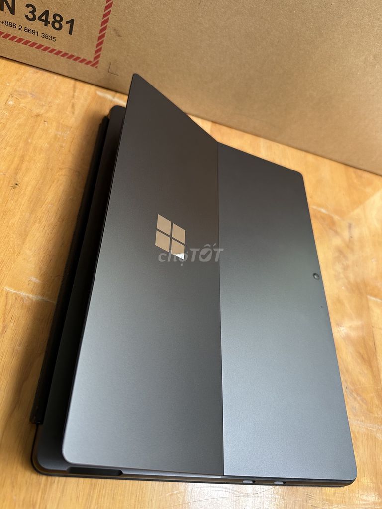 Microsoft Surface Pro 11 13 inch 16GB/512GB. Mua bán Máy tính bảng tại Quận Tân Bình Tp Hồ Chí Minh được đăng bởi Nguyễn Phi triều hình 1