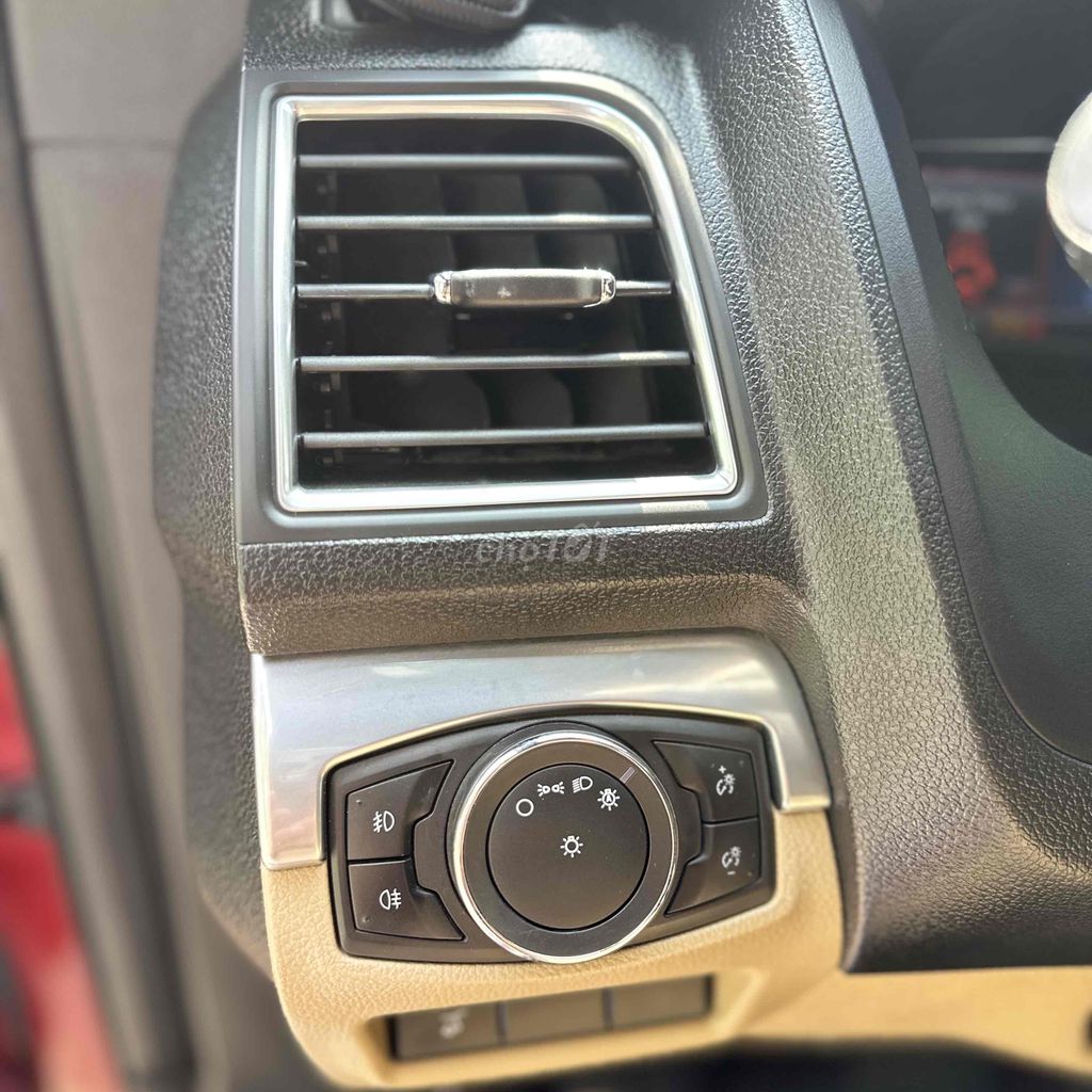 Ford Explorer 2017 2.3L Ecoboost - 89000 km. Mua bán Ô tô tại Thành phố Biên Hòa Đồng Nai được đăng bởi Trần Bảo Duy hình 10