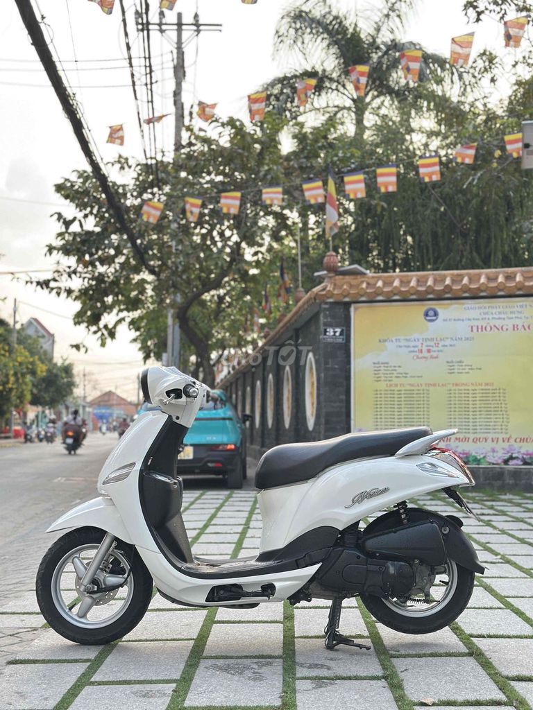 Yamaha Nozza Fi 2015 màu Trắng. Mua bán Xe máy tại Thành phố Thủ Đức Tp Hồ Chí Minh được đăng bởi Xe Máy Trường Thịnh hình 6