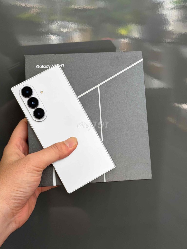 Z Fold 7 12/256GB Bạc VN Fullbox Bh 11/2026 928282. Mua bán Điện thoại tại Quận Ninh Kiều Cần Thơ được đăng bởi Quý Mobile Cần thơ hình 1