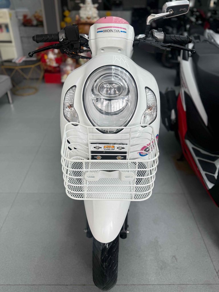 Scoopy 2022 Lướt 8 ngan B65 GÓP CẦN CCCD ĐỦ 18tuổi