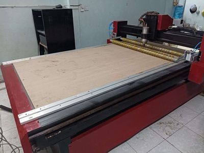 Thanh lý máy cắt CNC 3.2kw xác nặng 1.2 tấn