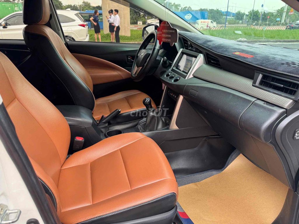 Innova Số Sàn 2019 - HT Vay 60% - Giá Còn Giảm. Mua bán Ô tô tại Thành phố Thủ Đức Tp Hồ Chí Minh được đăng bởi Ngọc Long Toyota Đông Sài Gòn hình 7