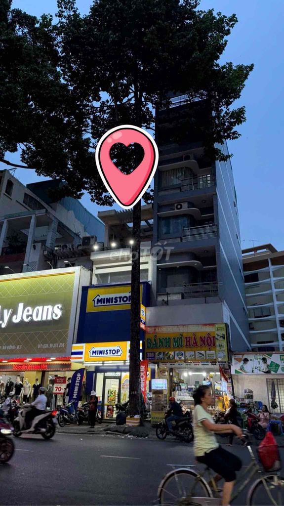 Аренда · 2 комн. · 70 м² · Quận 5, ул. Đường Nguyễn Trãi