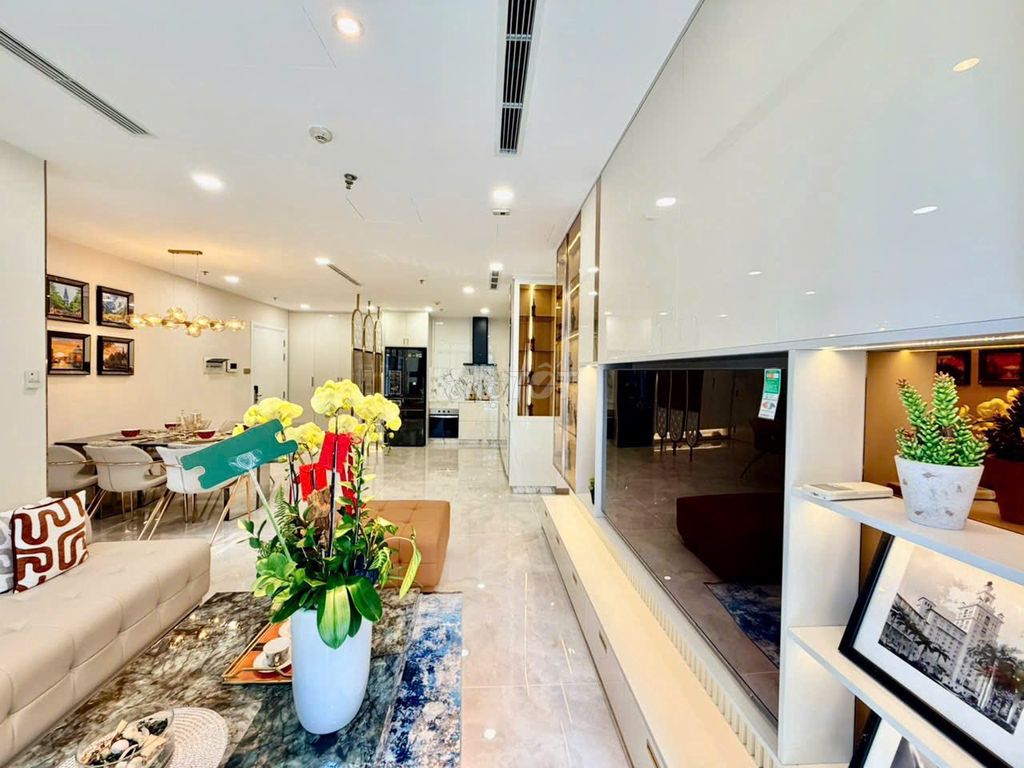 Bán căn 4PN 140m2, Full đồ Decor, Có sổ. Giá 19.5 tỷ. LH Cozy Home