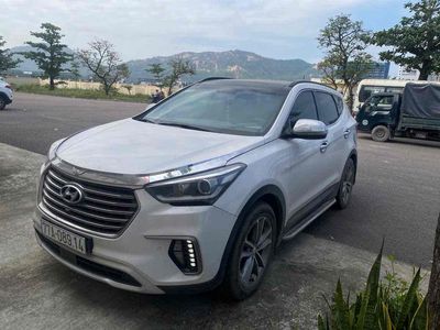 Hyundai SantaFe 2017 Trắng 45000km