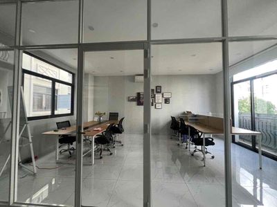 Cho Thuê Văn Phòng Giá Rẻ Setup sẵn nội thất