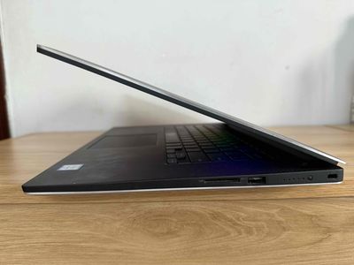 Dell precision 5510, màn 4k cảm ứng, card rời 2g. Mua bán Laptop tại Quận Bình Tân Tp Hồ Chí Minh được đăng bởi Phan Viet Tu