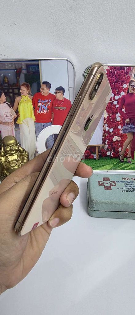 Apple iPhone XS Max 256GB Vàng. Mua bán Điện thoại tại Quận 4 Tp Hồ Chí Minh được đăng bởi Nguyễn Nhân hình 1