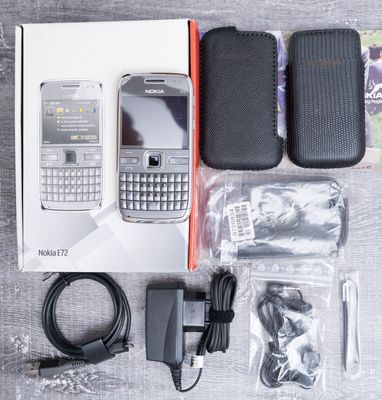 Nokia E72 Fullbox - Hàng sưu tầm