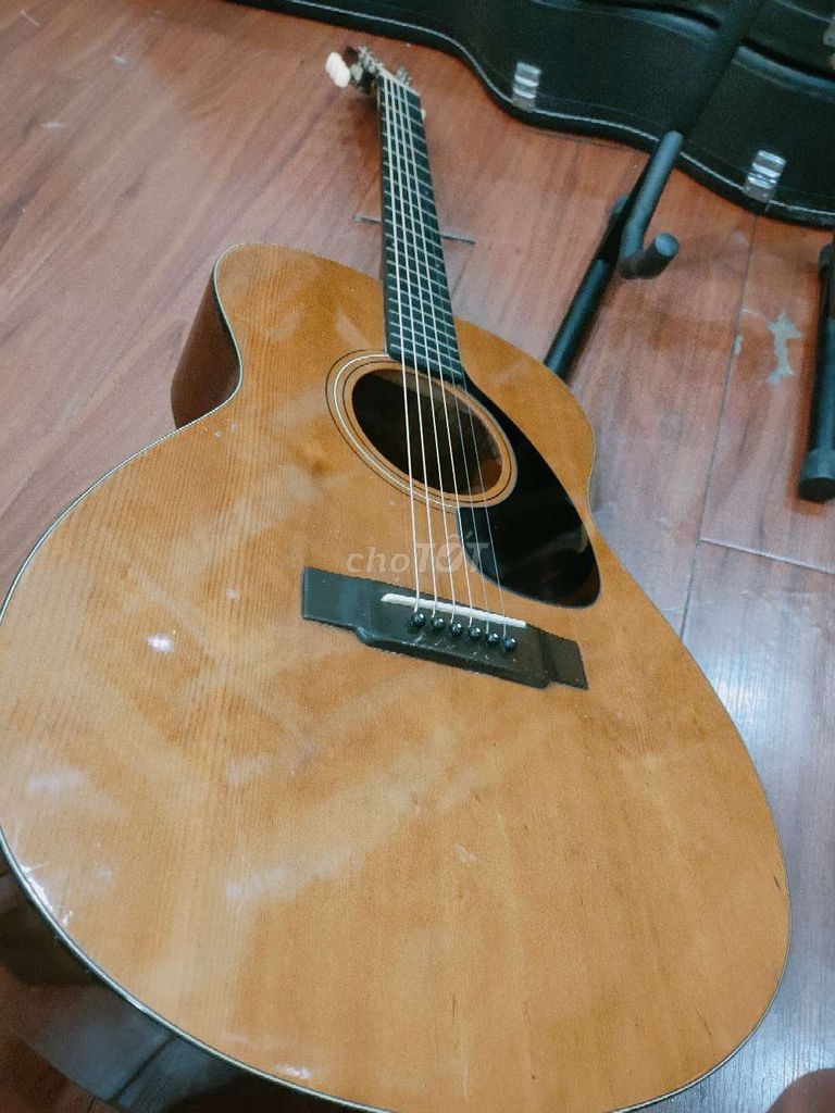 Guitar Acoustics YAMAHA FG 110