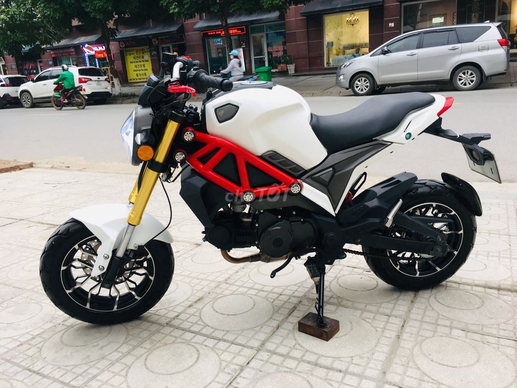 DUCATI MONSTER 110 CHÍNH CHỦ ĐI GIỮ GÌN ĐK 2024. Mua bán Xe máy tại Quận Nam Từ Liêm Hà Nội được đăng bởi Lê Duy Anh hình 5