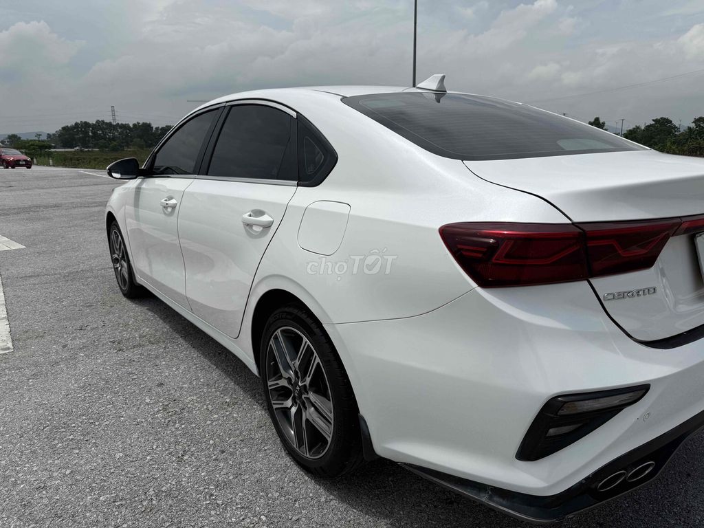 Kia Cerato 1.6 AT Deluxe 2020 ĐK 2021 một chủ. Mua bán Ô tô tại Huyện Hà Trung Thanh Hóa được đăng bởi Nguyễn đức Tuân hình 4