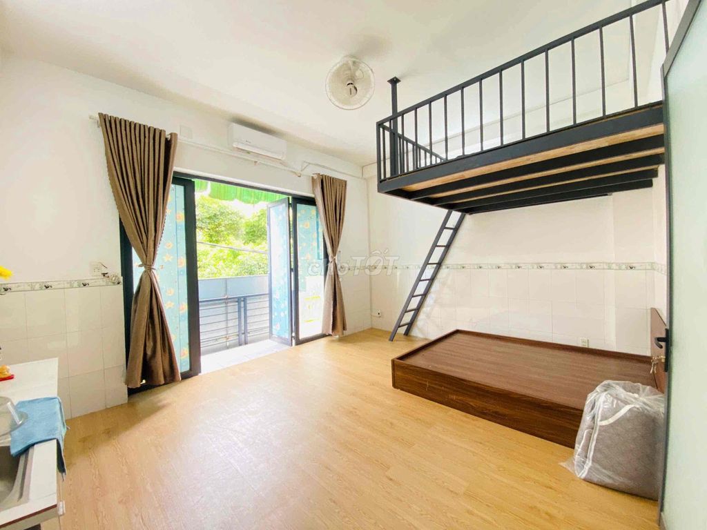 DUPLEX DẠNG 2 CHỖ NGỦ - BAN CÔNG NỘI THẤT MỚI - KHU BÀU CÁT