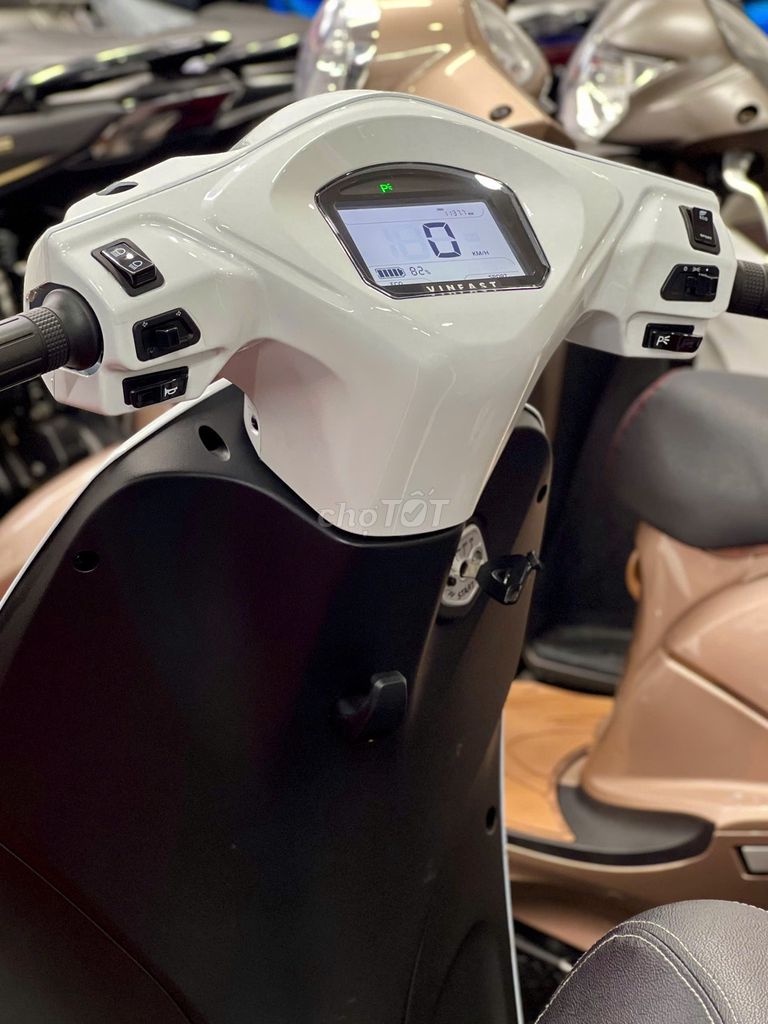 💥Vinfast Feliz neo like new 1000km BSTP 9 chủ ký. Mua bán Xe máy tại Thành phố Thủ Đức Tp Hồ Chí Minh được đăng bởi XE MÁY THỦ ĐỨC hình 12