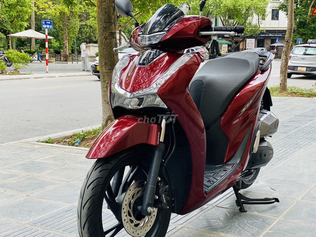 Honda SH Việt 2023 nguyên bản chính chủ đẹp 98%