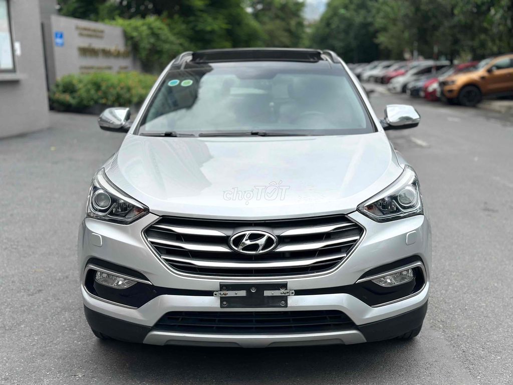 Bán Hyundai SantaFe 2016 2.2D 4WD Bạc Full Dầu