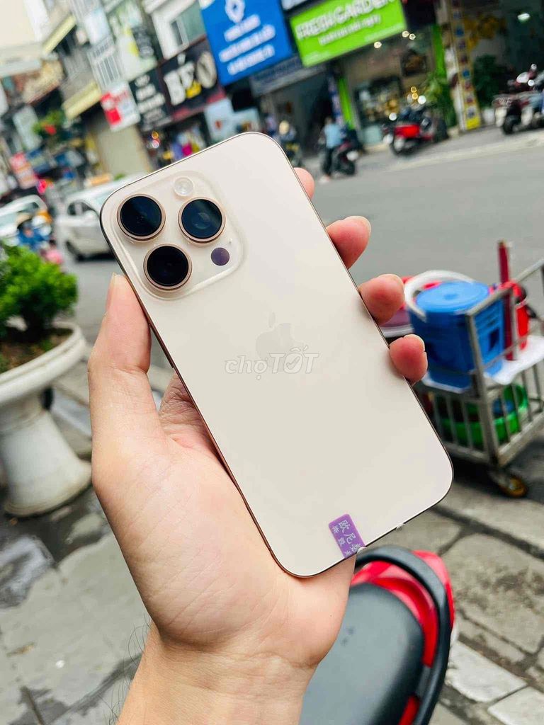 iPhone 16 Pro 128GB Vàng Quốc tế. Mua bán Điện thoại tại Quận Hà Đông Hà Nội được đăng bởi Tuấn hình 1