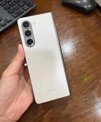 Samsung galaxy zfold 5 trắng 12/1000gb cty 2 sim. Mua bán Điện thoại tại Quận 3 Tp Hồ Chí Minh được đăng bởi Nam Á Mobile