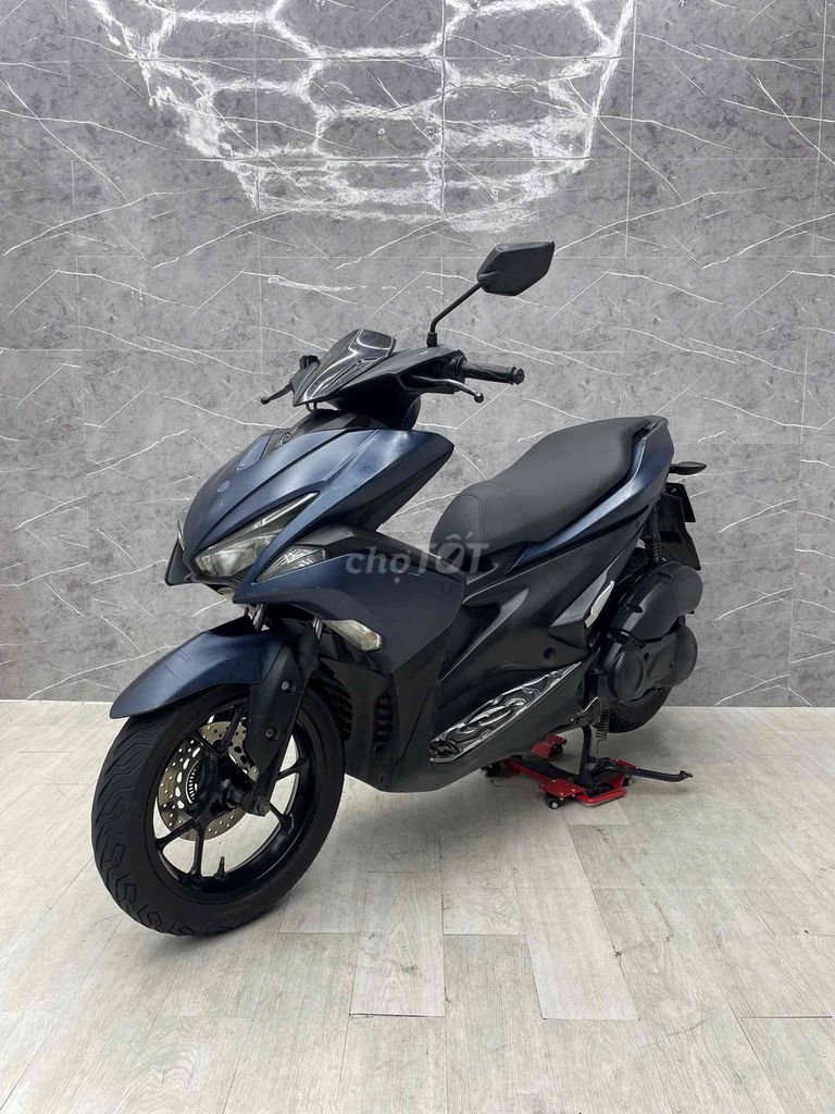 NVX 155cc khoá smartkey, phanh abs, máy zin êm